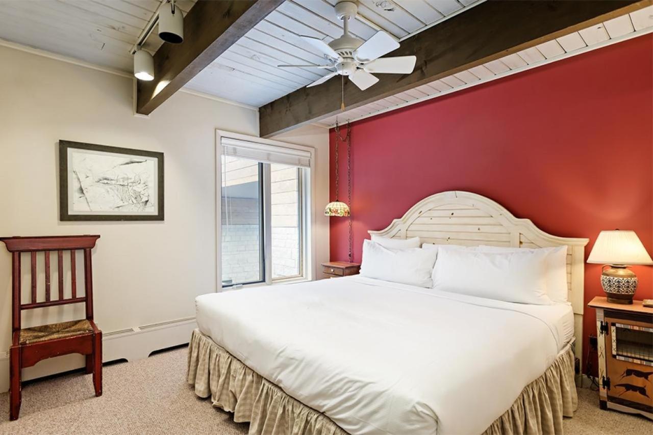 Chateau Dumont Unit 2, Condo With Central, Downtown Location أسبن المظهر الخارجي الصورة